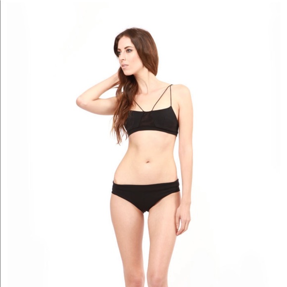 Samantha eng brallet - Picture 2 of 5